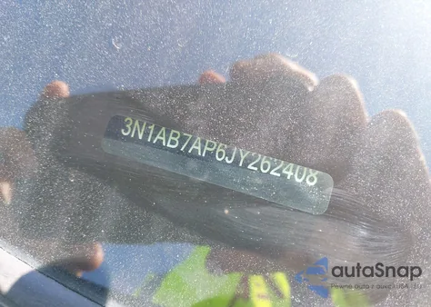 2018 Nissan Sentra Sr z USA, uszkodzony, nr VIN 3N1AB7AP6JY262408